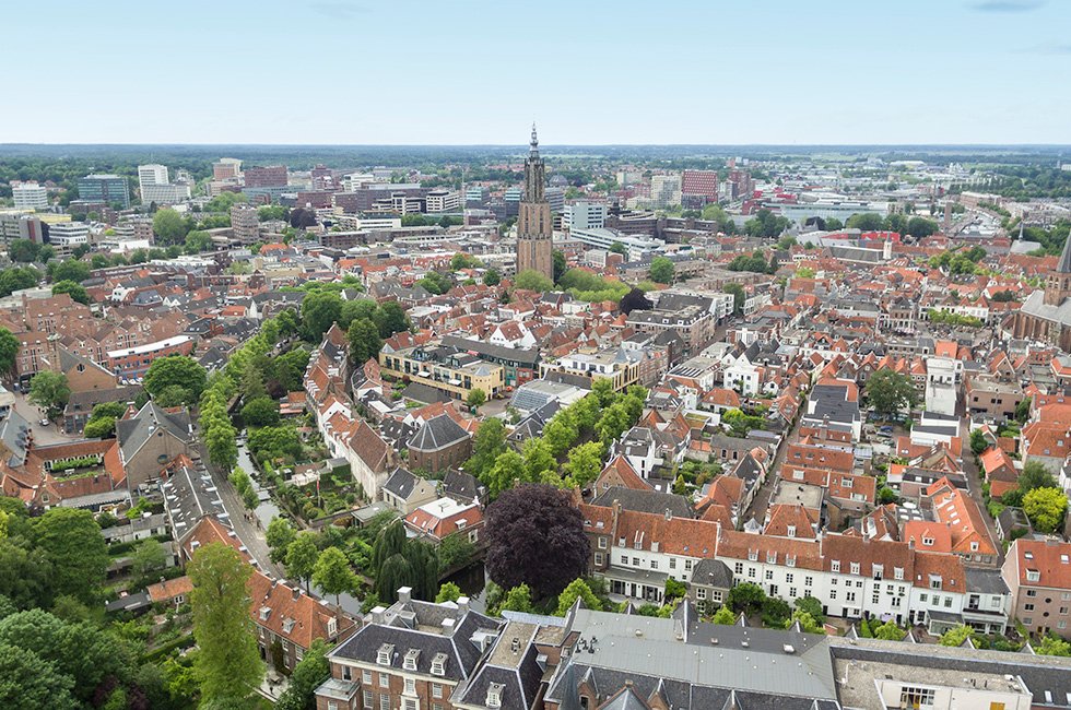 Landelijk uniforme Internet en TV-oplossingen voor bewoners